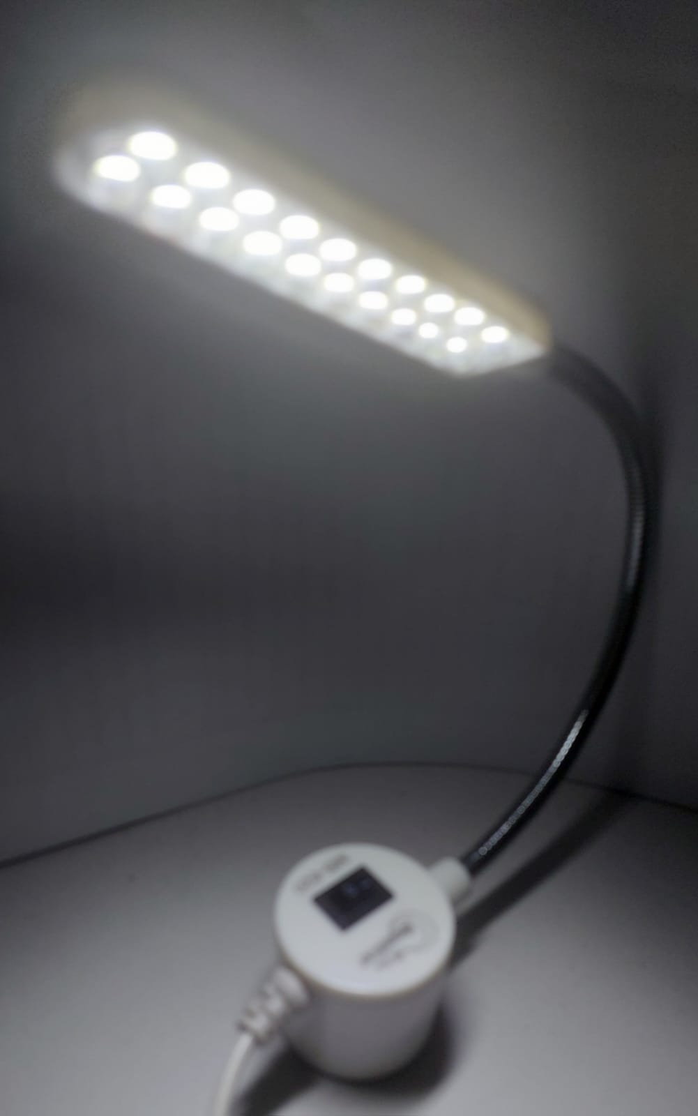 Product Title 20 LED Magnetic Task Light – Multipurpose Study Lamp & Sewing Machine Light with Flexible Gooseneck - Image 3